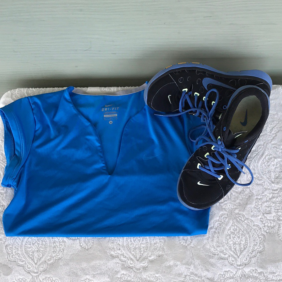 Nike Shoes | Bundle Nike Top, Nike Sneakers! | Color: Blue | Size: 7.5