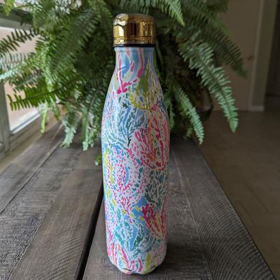 Lilly Pulitzer Kitchen | Lilly Pulitzer S'well Reusable Insulated Bottle Let's Cha Cha | Color: Blue/Pink | Size: Os