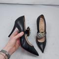 Gucci Shoes | Gucci Heart Jeweled Brooch Virginia Leather Black Pumps | Color: Black | Size: 7