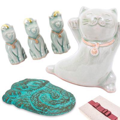 House Full of Cats,'Curated Cat Gift Set with Figurine Wall Art and 3 Ornaments'