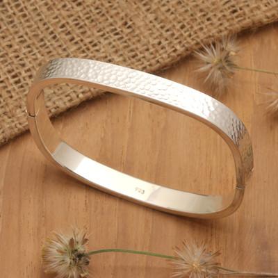 'Hammered Sterling Silver Bangle-Style Wristband Bracelet'