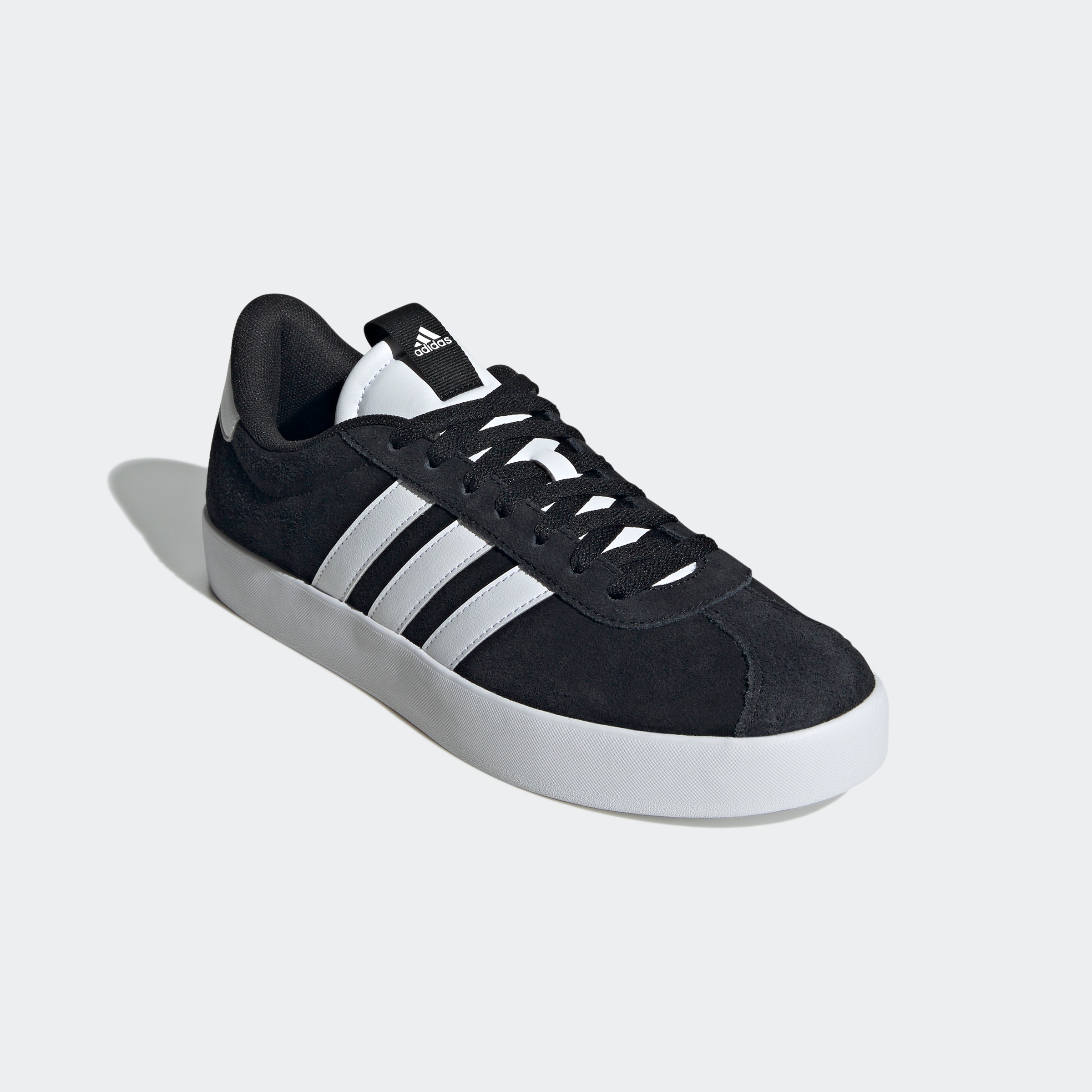 Sneaker ADIDAS SPORTSWEAR "VL COURT 3.0", Herren, Gr. 43, schwarz-weiß (core schwarz, ftwr weiß, core schwarz), Leder, Synthetik, Schuhe Sneaker, inspiriert vom Design des adidas samba