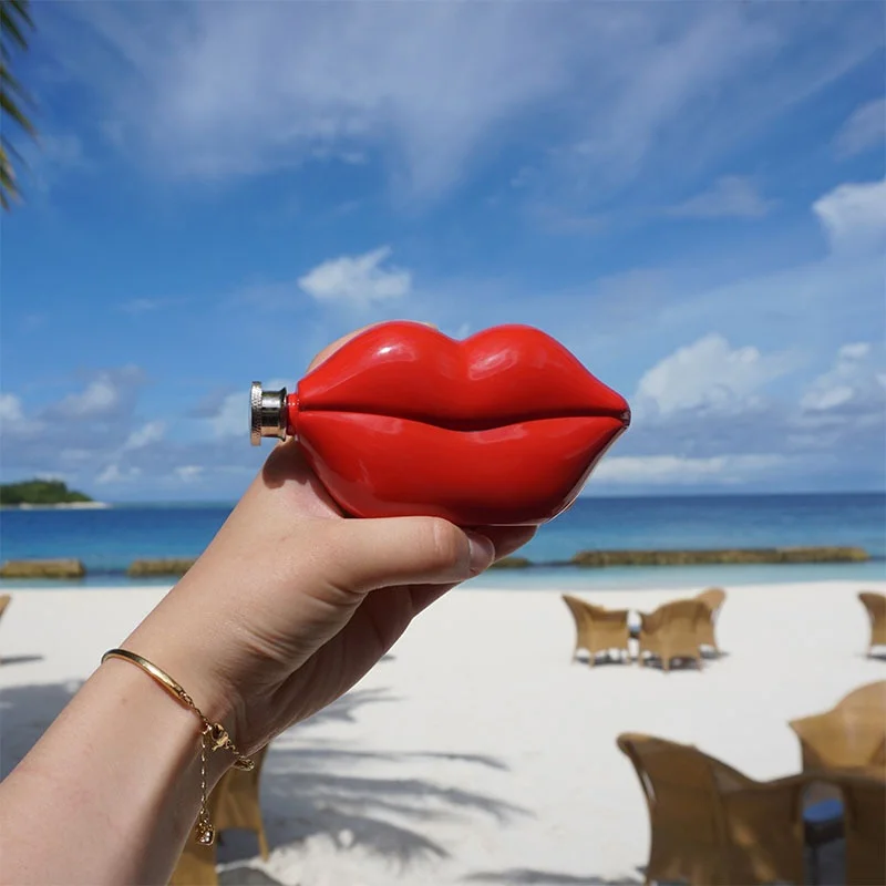 Flachmann in Form einer roten Lippen, 5 Unzen, Lebensmittelqualität, Edelstahl, Alkohol-Whisky-Flasche, Geschenke, Trinkgeschirr, Brautjungfernflaschen Image