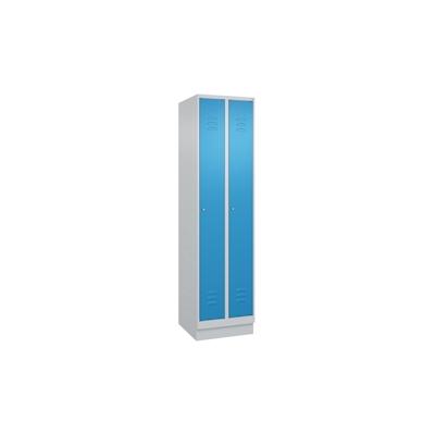 C+P Spind Classic PLUS, Sockel, 2 Abteile, HxBxT 195x50x50cm, Zylinderschloss, Hellgrau/Lichtblau von PROREGAL Image
