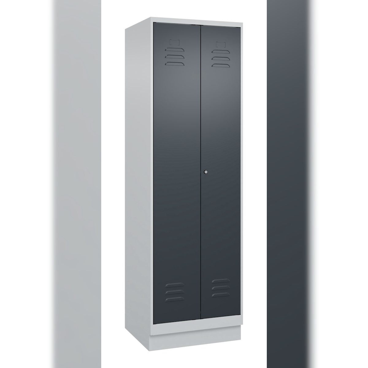 C+P Doppel-Spind Classic PLUS, Sockel, 2 Abteile, HxBxT 195x60x50cm, Zylinderschloss, Hellgrau/Anthrazit von PROREGAL Image