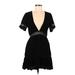 Stone Cold Fox Casual Dress - A-Line Plunge Short sleeves: Black Print Dresses - Women's Size Medium