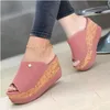 Keil Hausschuhe Frauen Schuhe 2022 Sommer Peep Toe Sandalen Mode Plattform Hausschuhe Outdoor Casual Flip-Flops Alias De Mujer