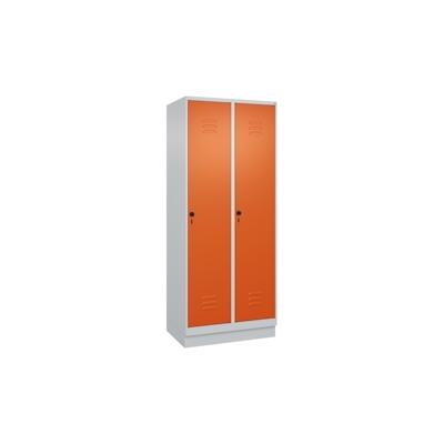 C+P Spind Classic PLUS, Sockel, 2 Abteile, HxBxT 195x80x50cm, Sicherheitsdrehriegel, Hellgrau/Reinorange von PROREGAL Image