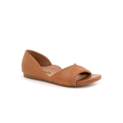 Wide Width Women's Cypress Flat Sandal by SoftWalk in Luggage (Size 9 1/2 W)