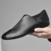 Herrenschuhe Vintage Classic Slip On Herrenschuhe runde Zehen Outdoor Herbst Mokassins Wildleder Leder Trendy Party Man Loafers Schuhe