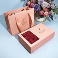 Coffret cadeau de bijoux en rose artificielle fausse fleur chaud souvenir d'anniversaire fête