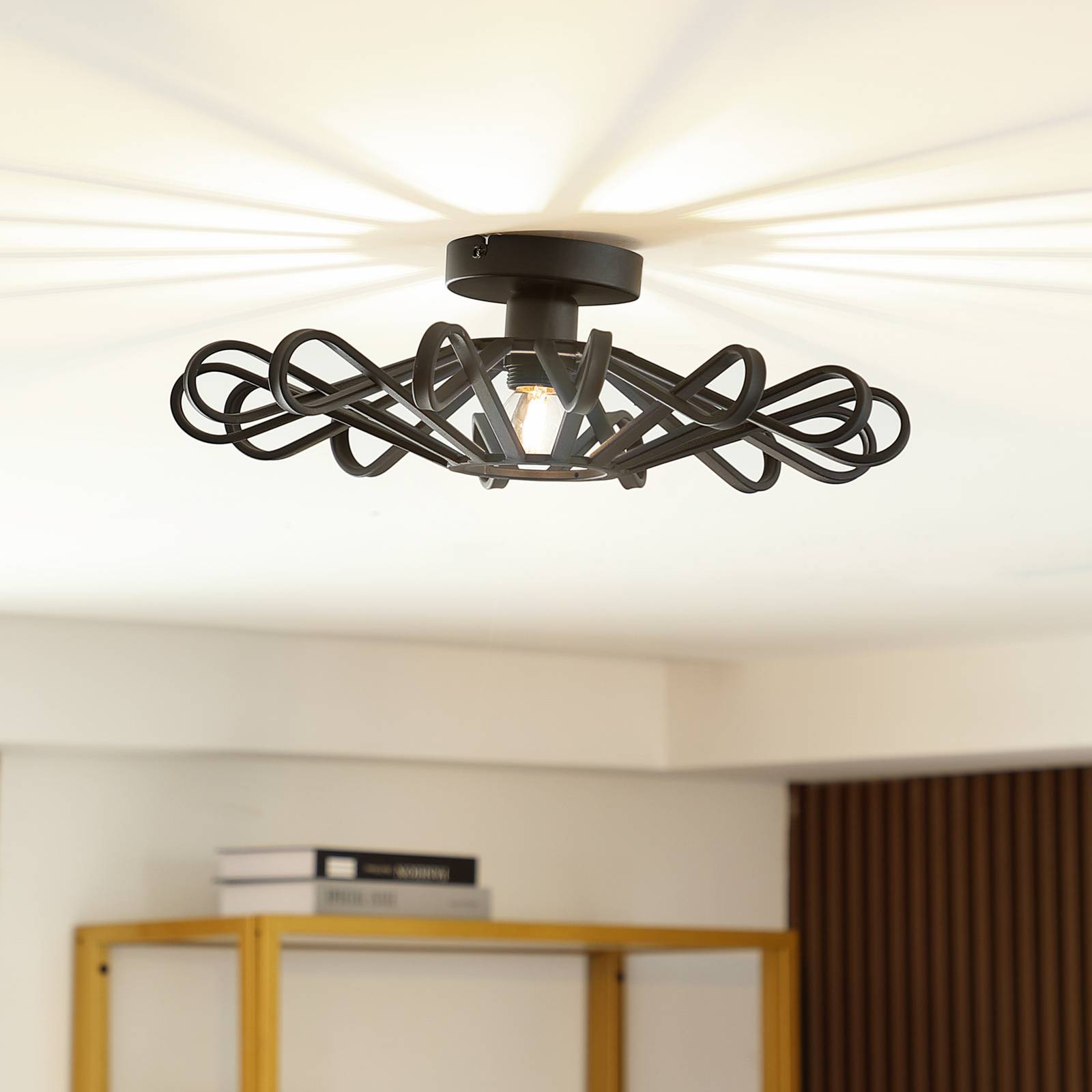 Deckenlampe Kaelen Lindby, dimmbar, schwarz, für Wohn- / Esszimmer, Metall, Landhaus / Rustikal, Deckenlampe