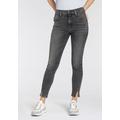 Skinny-fit-Jeans LEVI'S "720 SUPER SKINNY YOKED" Gr. 28, Länge 28, schwarz (voids in space) Damen Jeans Röhrenjeans