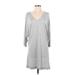 Uniqlo Casual Dress - Shift V-Neck 3/4 sleeves: Gray Dresses - Women's Size Small