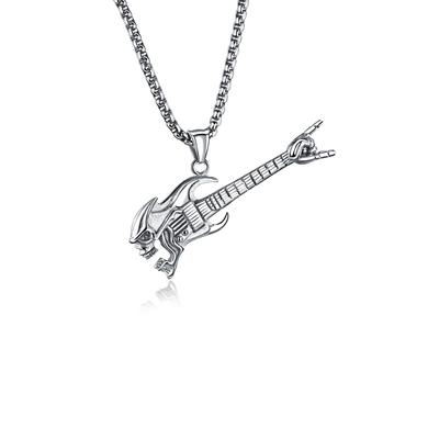 Kette mit Anhänger FIRETTI "Schmuck Geschenk Gitarre, Totenkopf, sturkturiert, teilw. geschwärzt", schwarz (edelstahlfarben, schwarz), Halsketten, Herren, Edelstahl, L: 55cm B: 3mm, B:3mm Image
