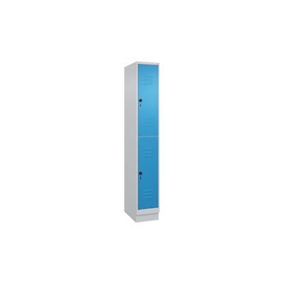 C+P Spind Classic PLUS, Sockel, 2 Abteile, HxBxT 195x30x50cm, Sicherheitsdrehriegel, Hellgrau/Lichtblau von PROREGAL Image