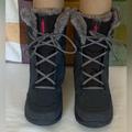 Columbia Shoes | Columbia Faux Fur Lace Up Boots W/ Omni-Grip - Sz 7 | Color: Gray/Pink | Size: 7