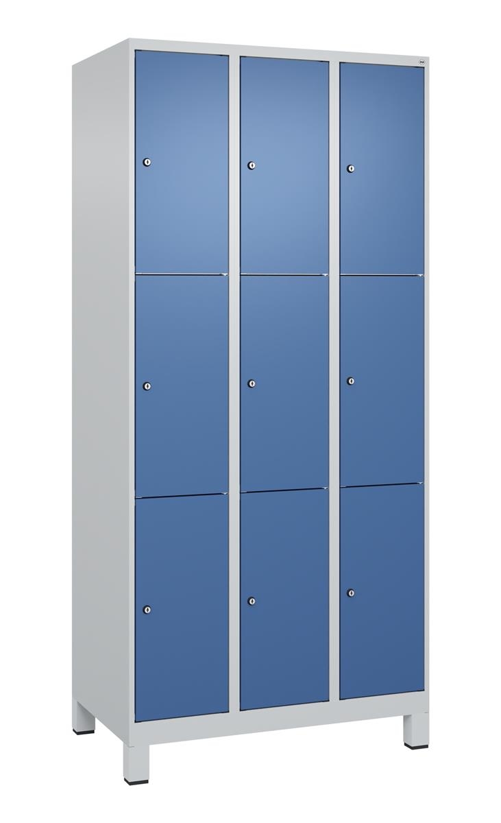 C+P Schließfachschrank Classic PLUS, Füße, 3 Abteile, 1950x900x500mm, 7035/5023 Image