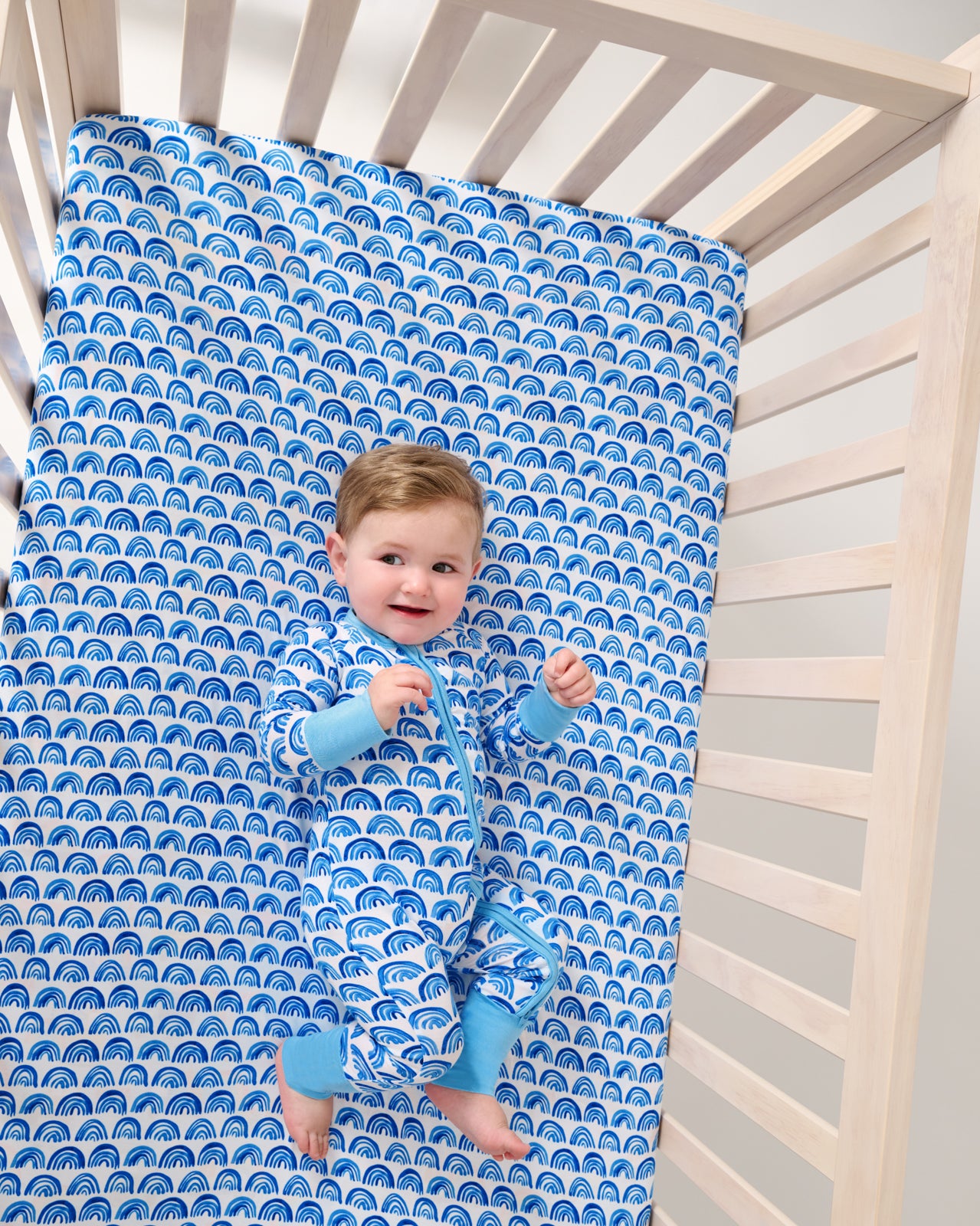 Blue Rainbows Fitted Crib Sheet - S