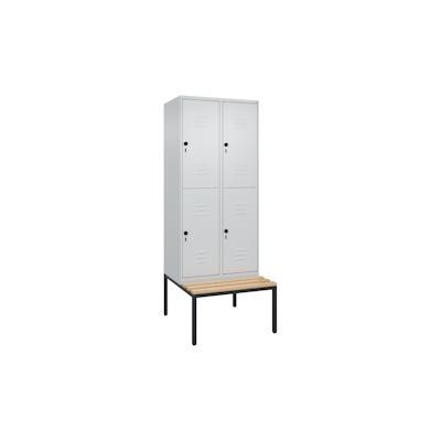 C+P Spind Classic PLUS, Buche untergebaute Sitzbank-Harthol, 4 Abteile, HxBxT 212x80x82cm, Sicherheitsdrehriegel, Hellgrau/Hellgrau von PROREGAL Image