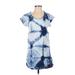 Chaser Casual Dress - Mini Scoop Neck Short sleeves: Blue Print Dresses - Women's Size X-Small