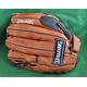 Vintage Spalding Baseball Glove. Vintage Spalding 18026 - 12 Inch, Diamond Top Grain Cowhide Baseball Glove