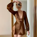Robe trapèze en satin à manches longues pour femmes mini robe élégante soirée d'anniversaire chic