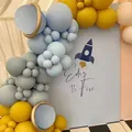 Kit d'arche de ballons sur le thème de la galAct guirxiété de ballons bleu jaune gris espace