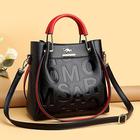 sac à main pour femme en simili cuir avec lettres en relief et poignée rouge - idéal pour les événements décontractés et formels
