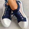 charmantes baskets à lacets bleues avec détail en dentelle florale - chaussures pour femmes élégantes avec des accents à pois, parfaites pour les sorties décontractées