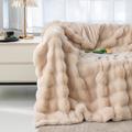 Super Soft Faux Fur Throw Blanket Royal Luxury Cozy Plush Blanket use for Couch Sofa Bed Chair, Reversible Fuzzy Faux Fur Velvet Blanket