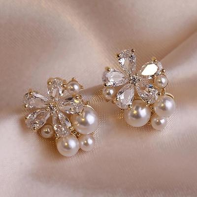 Clear White Fine Jewelry Classic Floral Flower Cute Stylish Earrings Jewelry Gold For Wedding Party 1 Pair