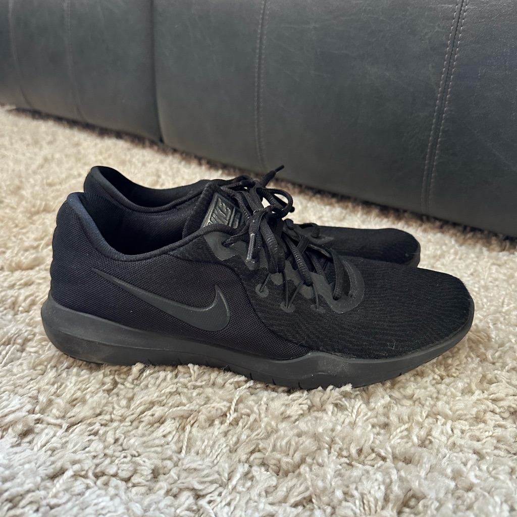 Nike Shoes | All Black Nike Flex Supreme Training Shoe / Size 10 | Color: Black | Size: 10