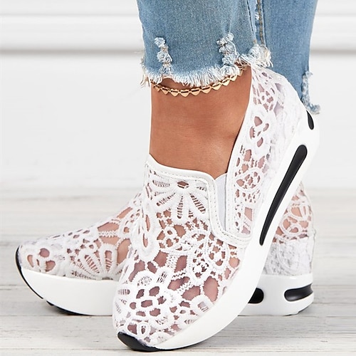 Beige Slip-On-Plateau-Sneaker aus Spitzennetz für Damen mit Luftpolstersohle – stylische und bequeme Freizeitschuhe für den Alltag Image