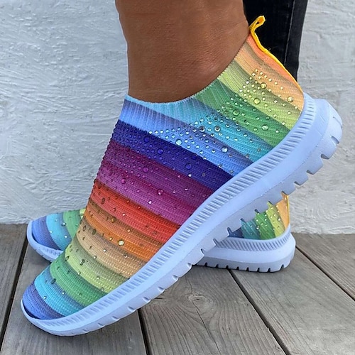 Damen-Sneaker zum Hineinschlüpfen in Regenbogenfarben – farbenfrohe Sportschuhe aus Strick mit Strassverzierungen für die Freizeit und zum Spazierengehen Image