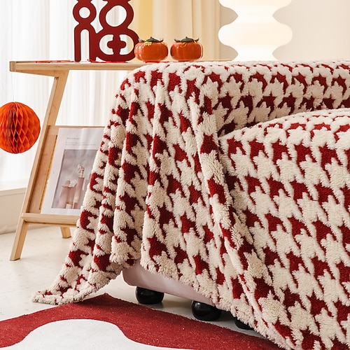 Überwurfdecken für Couch und Bett, weiche, gemütliche Sofadecke mit Hahnentritt-Jacquard, dekorative Decken und Überwürfe, rote warme Samtdecke für Hochzeiten Image