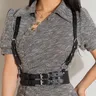 Imbracatura moda donna imbracatura decorativa con borchie in pelle Pu cintura con imbracatura
