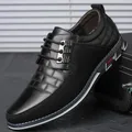 Scarpe Casual da uomo marchio di moda classico Casual da uomo scarpe in pelle Pu nero vendita calda