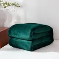 Solid Green Flannel Fleece Blanket Autumn Short Plush Throw Quilt Bed Linen Sheet 200*230cm