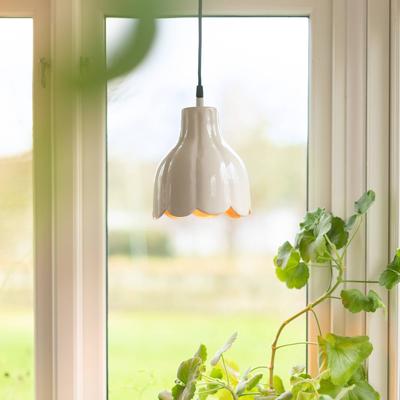 PR Home Tulippa Hängelampe Ø 17 cm, beige, Stecker Tulippa, dimmbar, creme / amber, für Wohn- / Esszimmer, Metall, Skandinavisch, Hängelampen mit Stecker Image