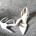Jessica Simpson Shoes | Jessica Simpson High Heels | Color: White | Size: 9.5