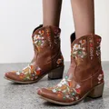 Bottes de cowboy occidentales brodées classiques pour femmes bottes de cowgirl en cuir chaussures