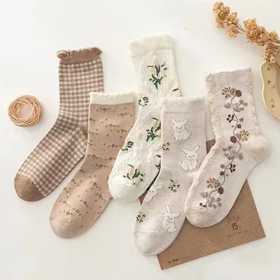 Warme Socken Bodensocken Socken für Mädchen Hochwertige Socken Socken weibliche Frühling/Herbst