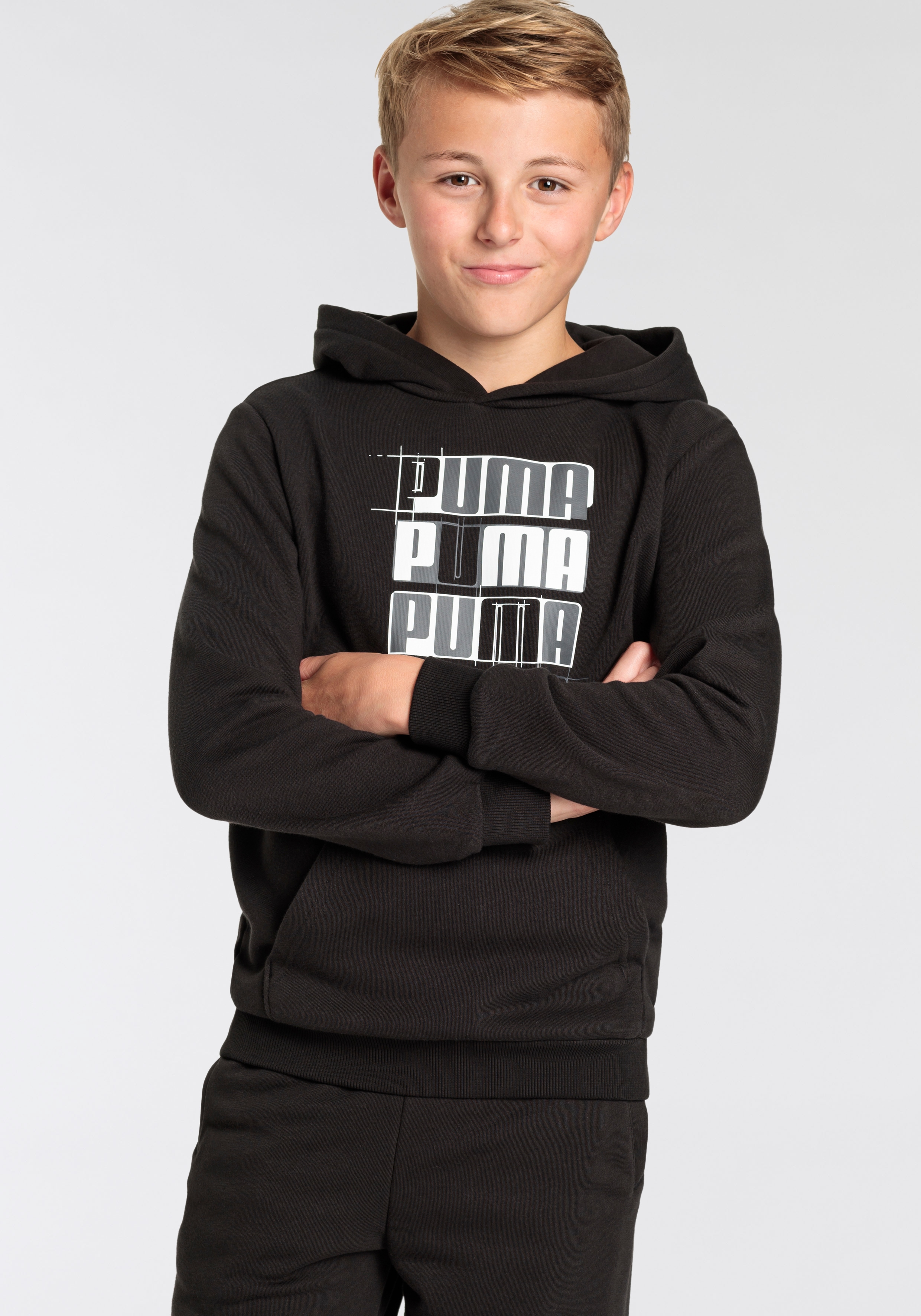 Kapuzensweatshirt PUMA "ESS+ LOGO LAB HOODIE TR B", Kinder, Gr. 128, schwarz (puma schwarz), Sweatware, Obermaterial: 68% Baumwolle, 32% Polyester, bedruckt, regular fit normal, Sweatshirts Image