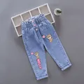 2023 nuove ragazze Jeans stampa cartone animato elastico pinze Jeans primavera autunno Jeans bambino