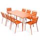 Oviala Business Set aus Terrassentisch und 8 Stühlen aus orangefarbenem Metall - Oviala