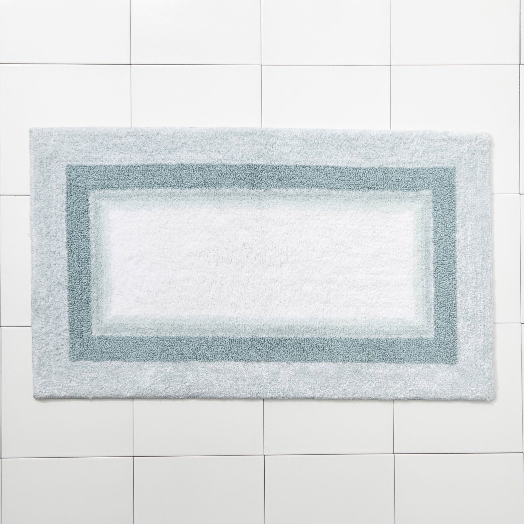Wide Width Amore Ombre Bath Rug by BrylaneHome in Seafoam (Size 24" W 40" L)