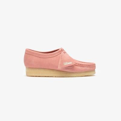 Wallabee Logo-tag Suede Shoes - Pink - Clarks Flats