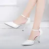 Damenschuhe aus weichem Leder, spitze Zehenpartie, neue High Heels im Frühjahr 2024, Knöchelriemen, Cover-Heel, Damenschuhe, große Größe, SCHWARZ, BEIGE