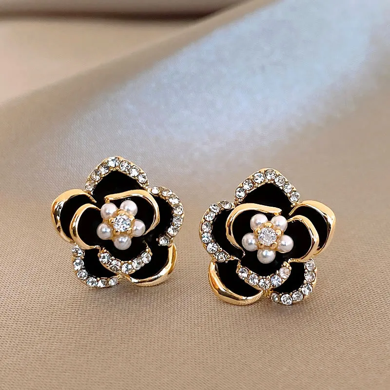 Tropfende Zirkon Perle Blume Ohrringe für Frauen Trendy Stud Ohrringe Persönlichkeit Pendler Intarsien Strass Schmuck Frauen Image
